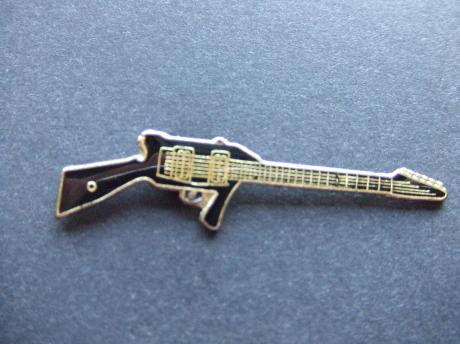 Gitaar snaarinstrument langwerpig zwart